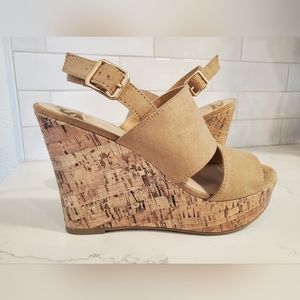 Fergalicious by Fergie Wedge Platform Slingback Sandal US 8 Tan